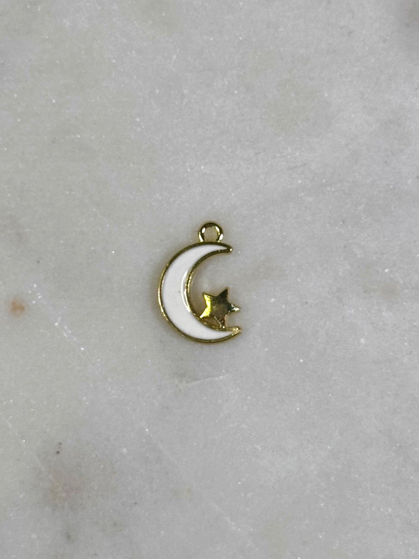 White Moon 🌙