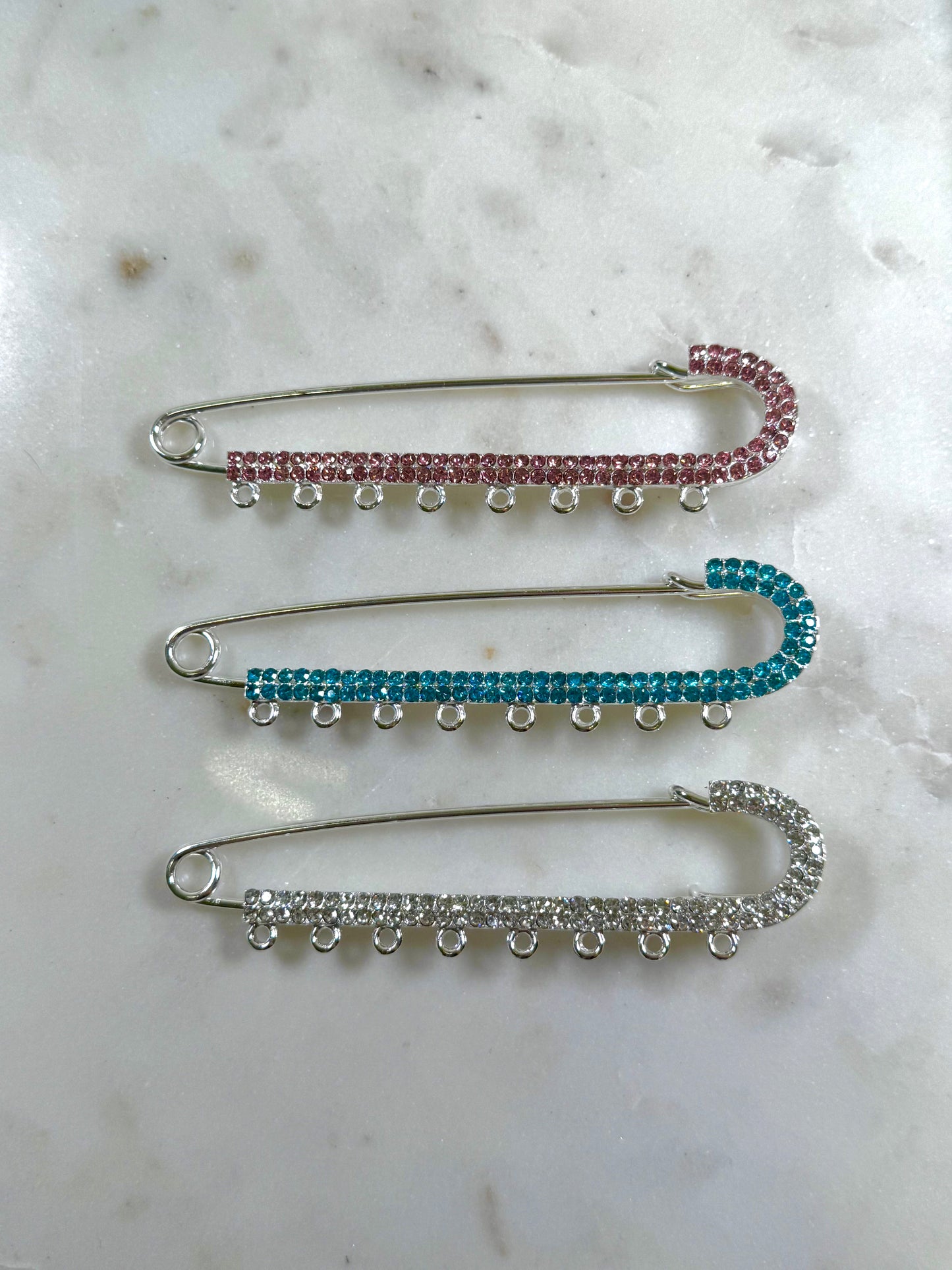 8 Loops Silver Pin