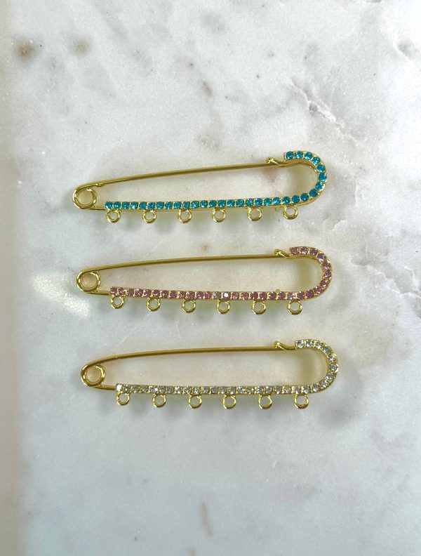 Gold Plated 6-Hole Pin with Radiant Diamond Accents